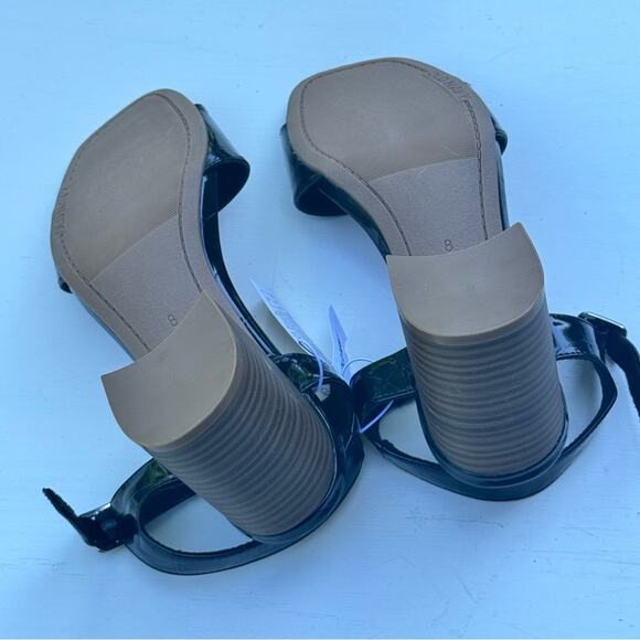 Old Navy Black Jack Heel Ankle Strap Sandals
Sz 8
NWT - Picture 8 of 9